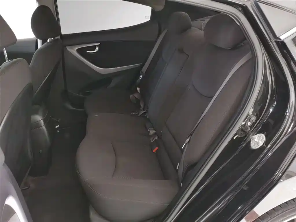 Hyundai Langdong 2015 1.6L Auto Premium фото 13