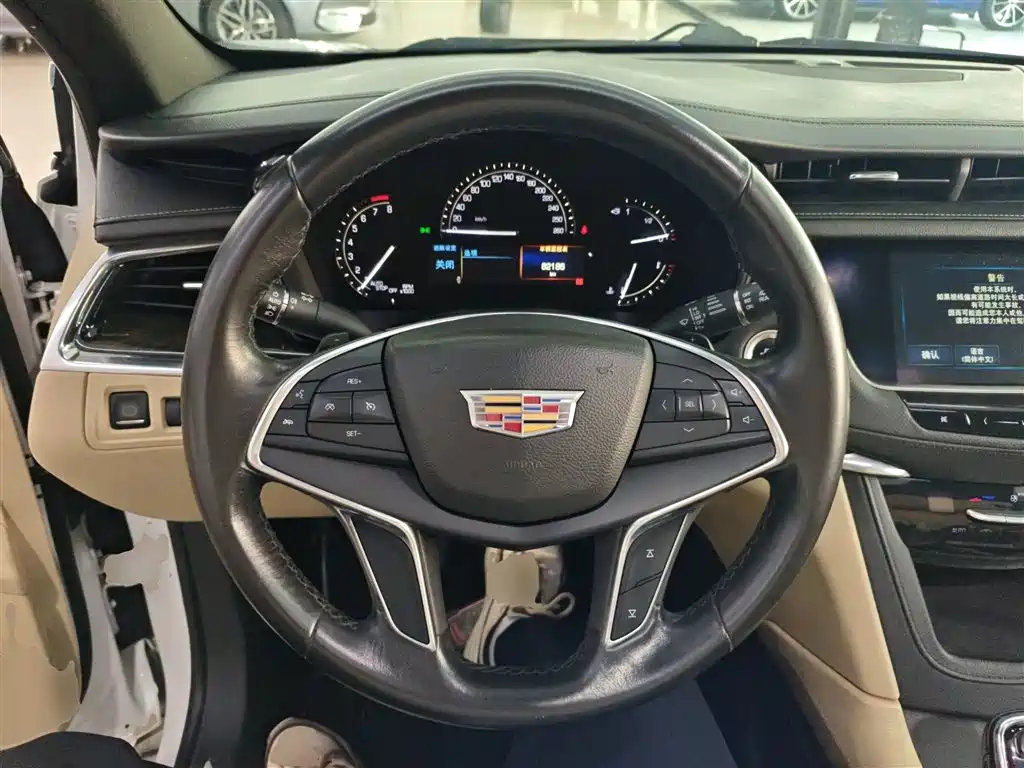 Cadillac XT5 2016 25T Technology Model фото 11