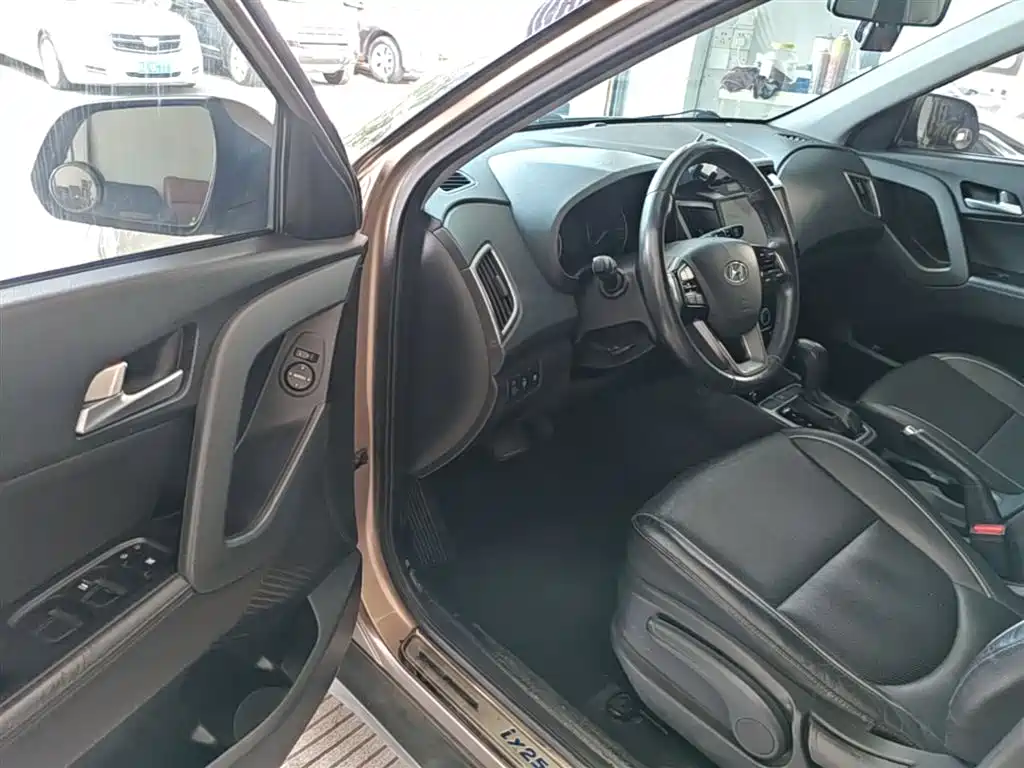 Hyundai Beijing Hyundai ix25 2015 1.6L Automatic 2WD Smart GLS фото 16