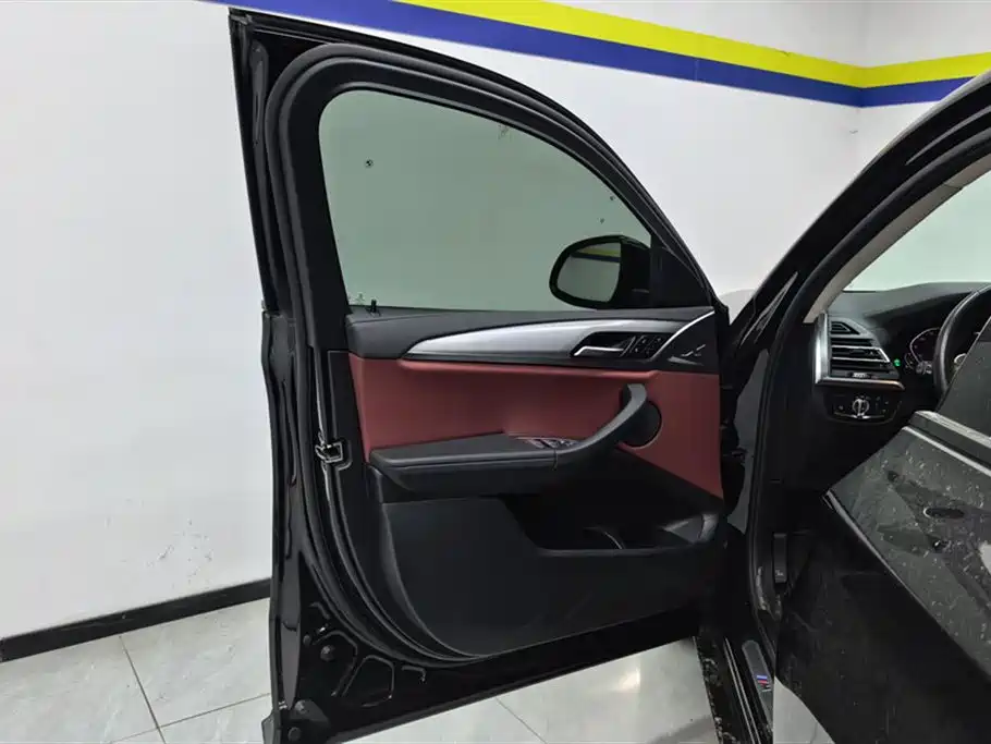 BMW X4 2022 xDrive 25i M Sport Package фото 7