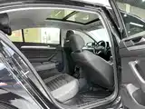 Фото 10 - Volkswagen Magotan