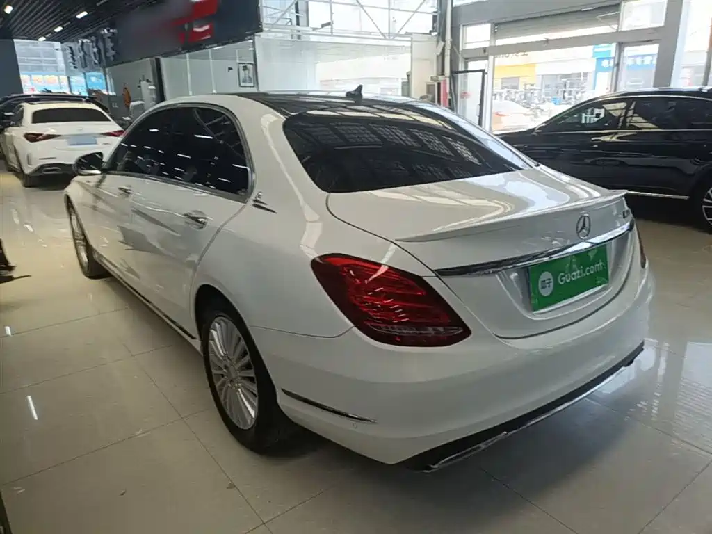 Mercedes-Benz C-Class 2015 Facelift C 180 L фото 22
