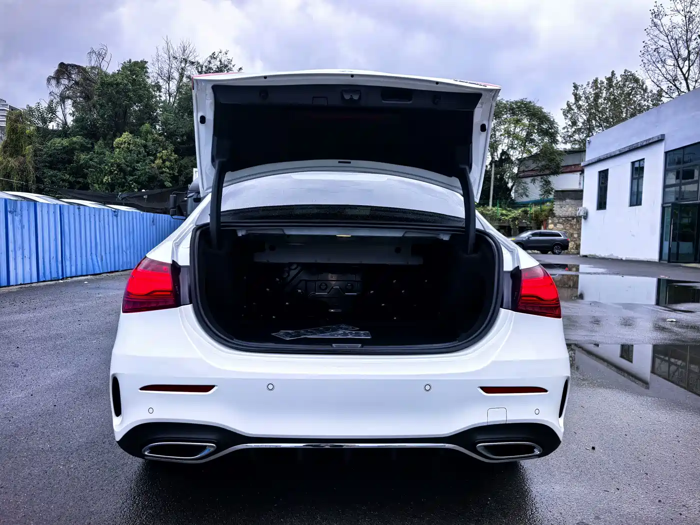 Mercedes-Benz A-Class 2025 2025 A 200 L Fashion Edition