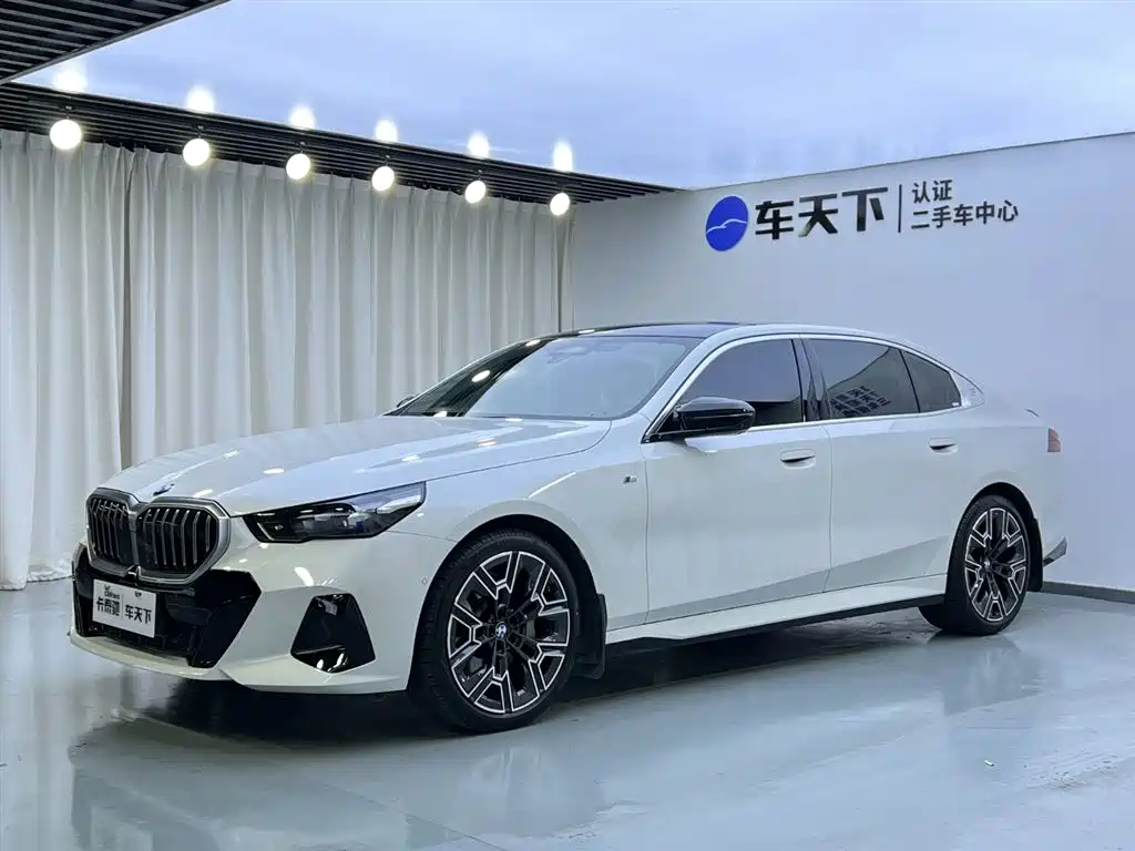 BMW 5 Series 2024 530Li Premium M Sport Package