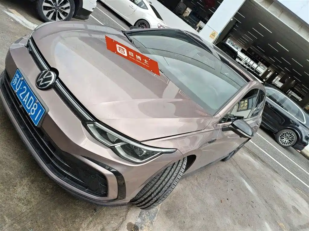 Volkswagen Golf 2023 Model 280TSI DSG R-Line