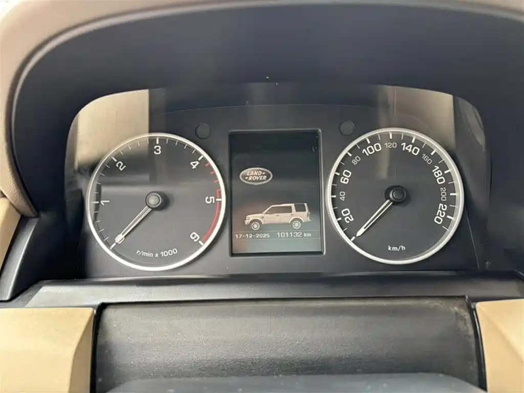 Land Rover Discovery 2011 3.0 SDV6 HSE Diesel фото 14