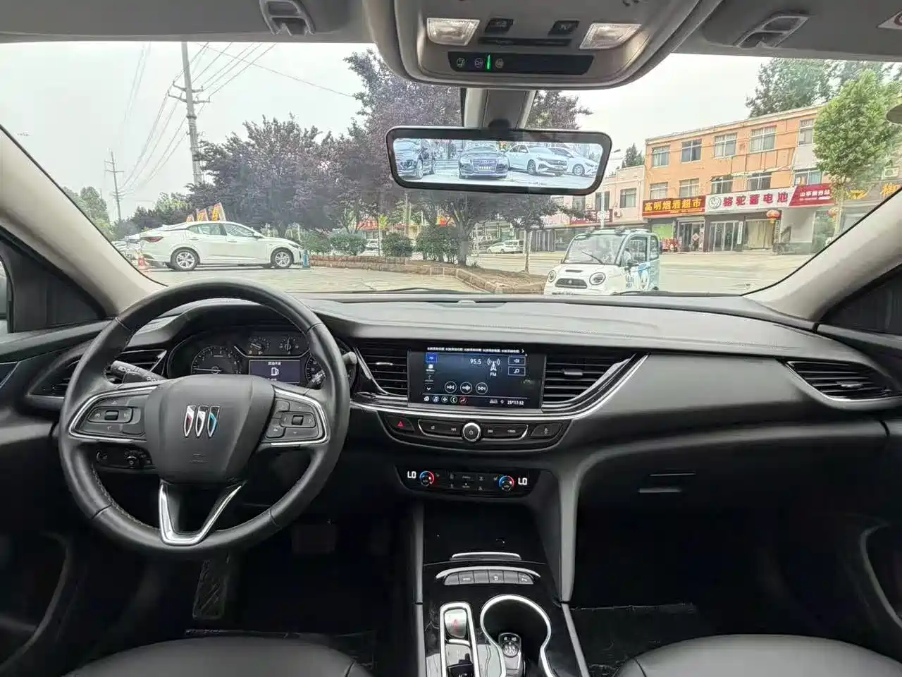 Buick Regal 2024 25T Ultra Comfort Edition фото 9