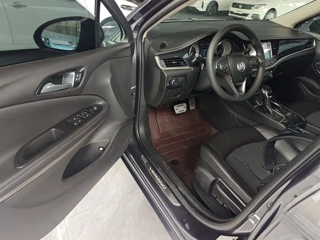 Buick Verano 2017 Sedan 20T DCT Leading фото 16