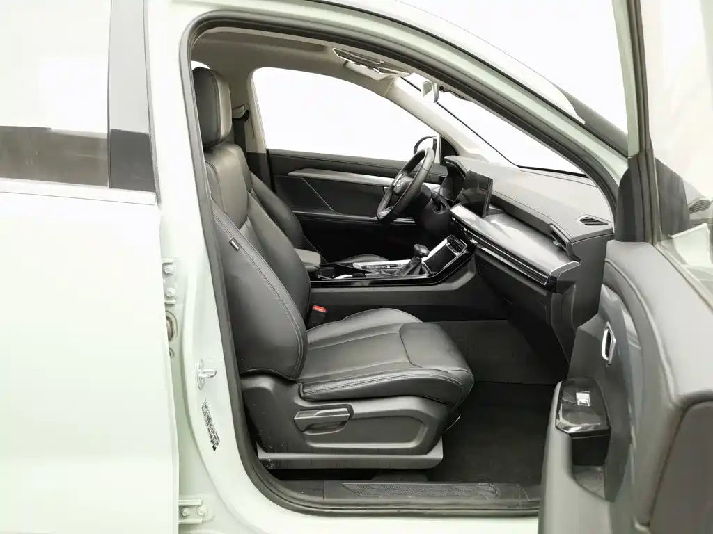 Wuling Motors Wuling Xingchen 2022 2021 1.5T CVT Stellar Edition