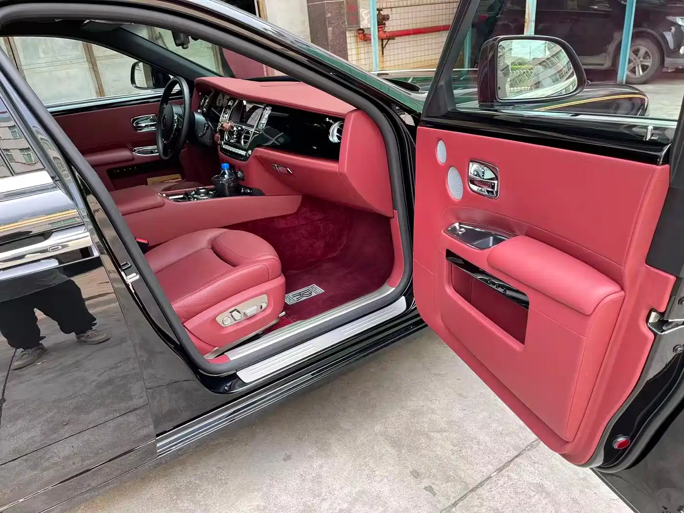 Фото 2 - Rolls-Royce Ghost