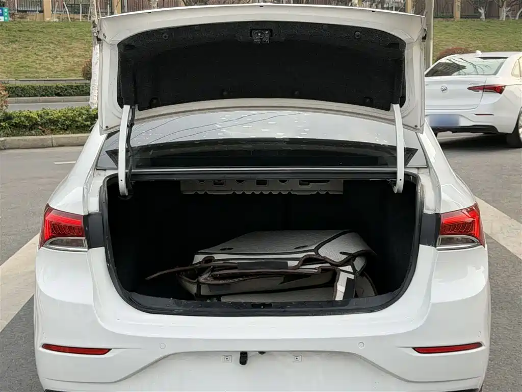 Buick Excelle 2019 18T Auto Connected Elite China VI фото 15