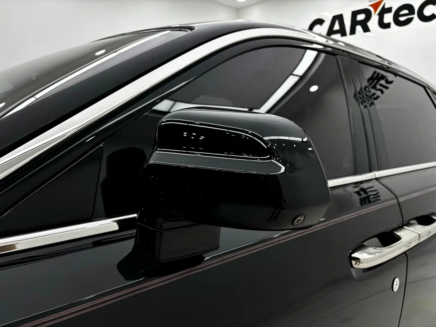 Rolls-Royce Ghost 2021 6.7T Long Wheelbase фото 11