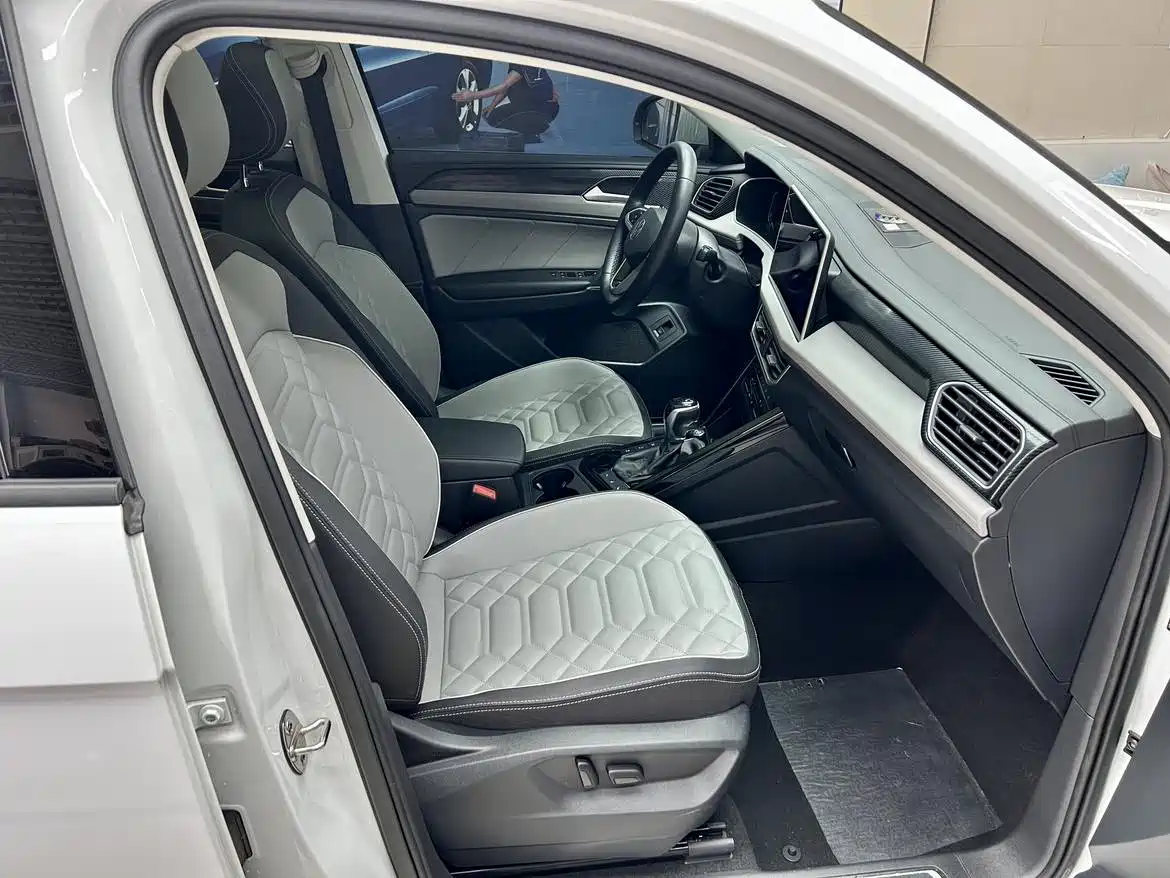 Volkswagen Tayron 2023 280TSI 2WD Luxury Plus Advanced Edition фото 11