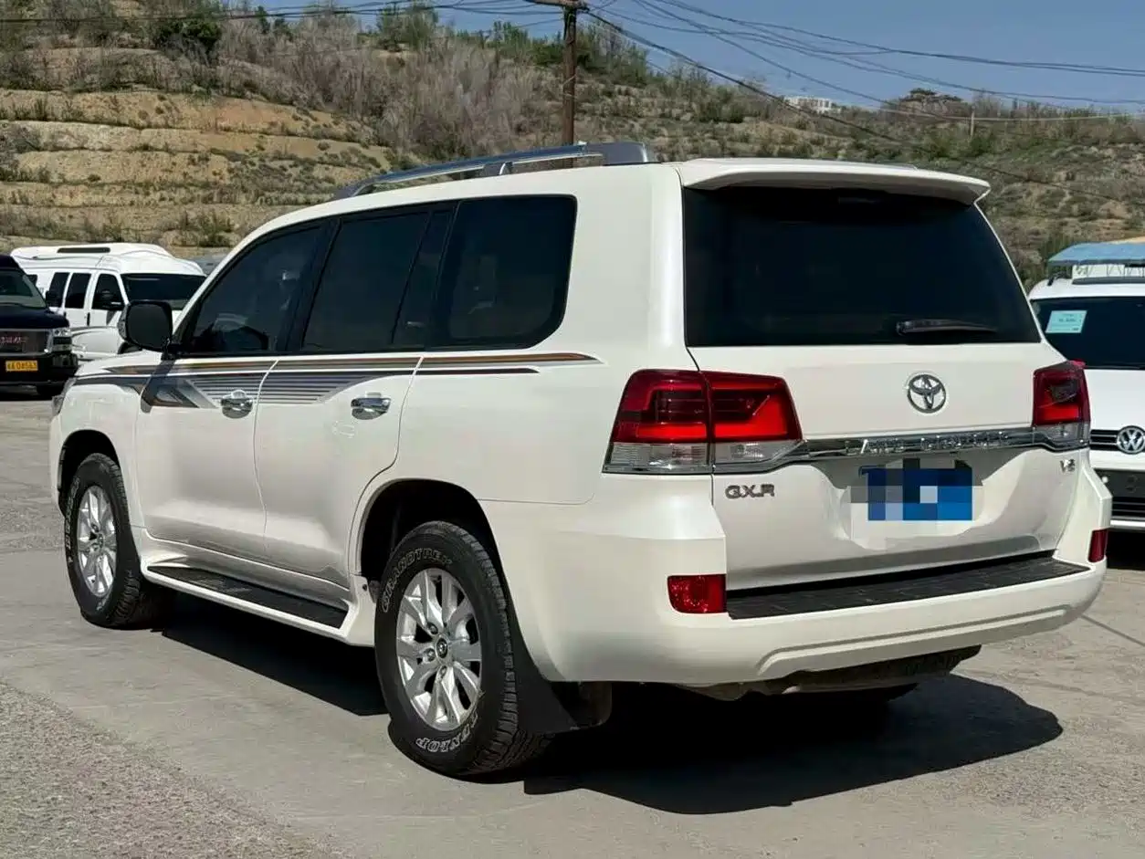 Toyota Land Cruiser (Import) фото 7