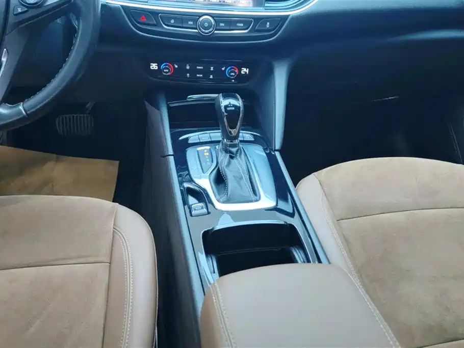 Buick Regal 2019 20T Elite China VI фото 16