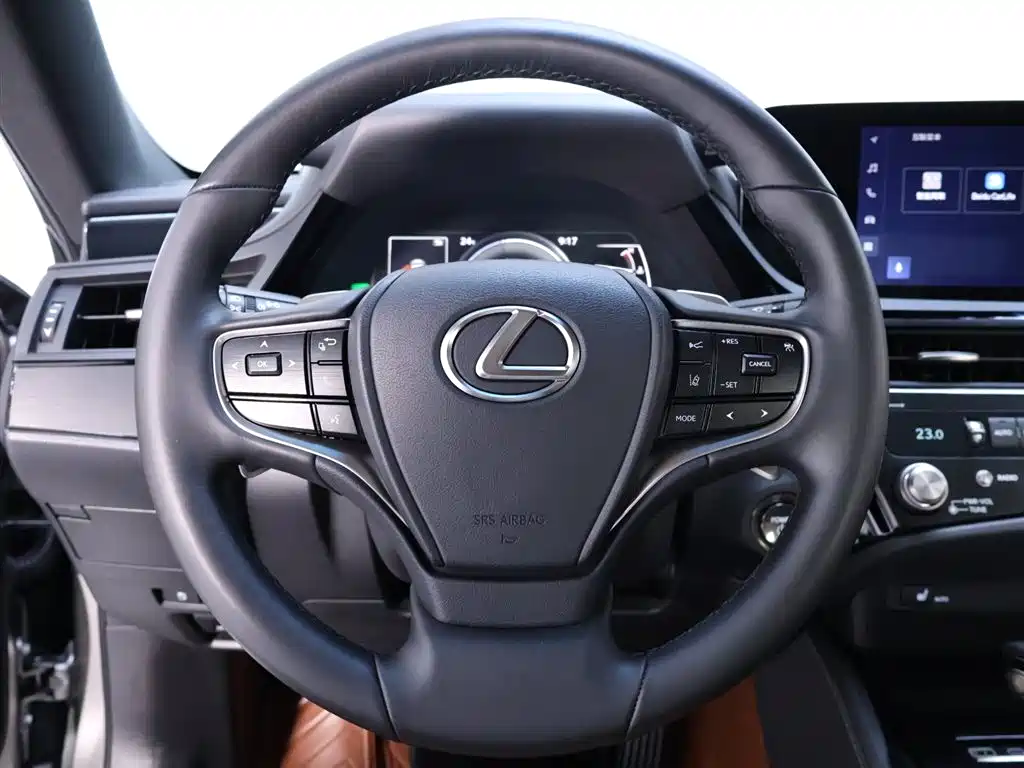 Lexus ES 2022 300h Excellence Edition фото 16