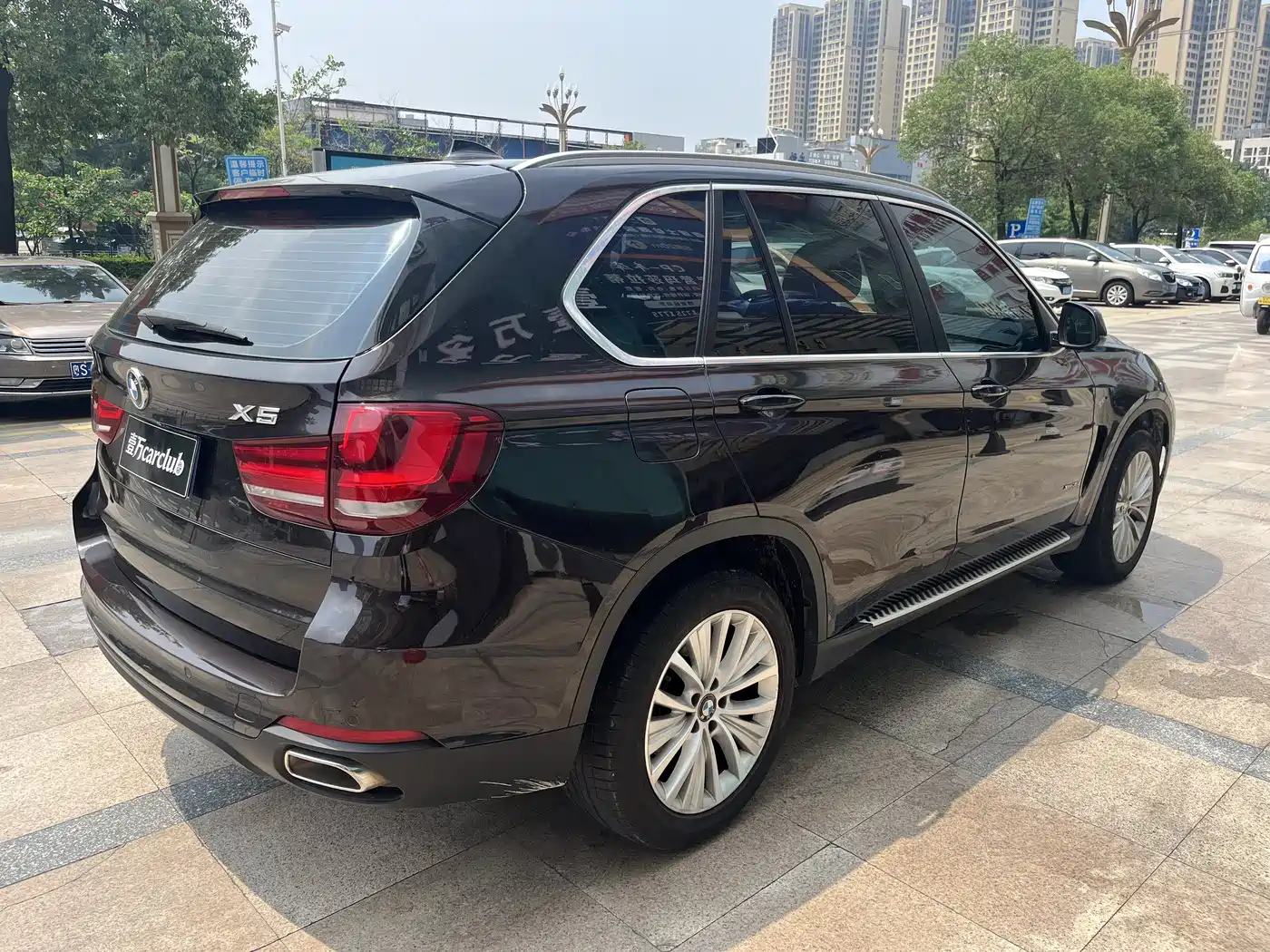 BMW X5 (Import) 2014 xDrive35i Leading фото 10