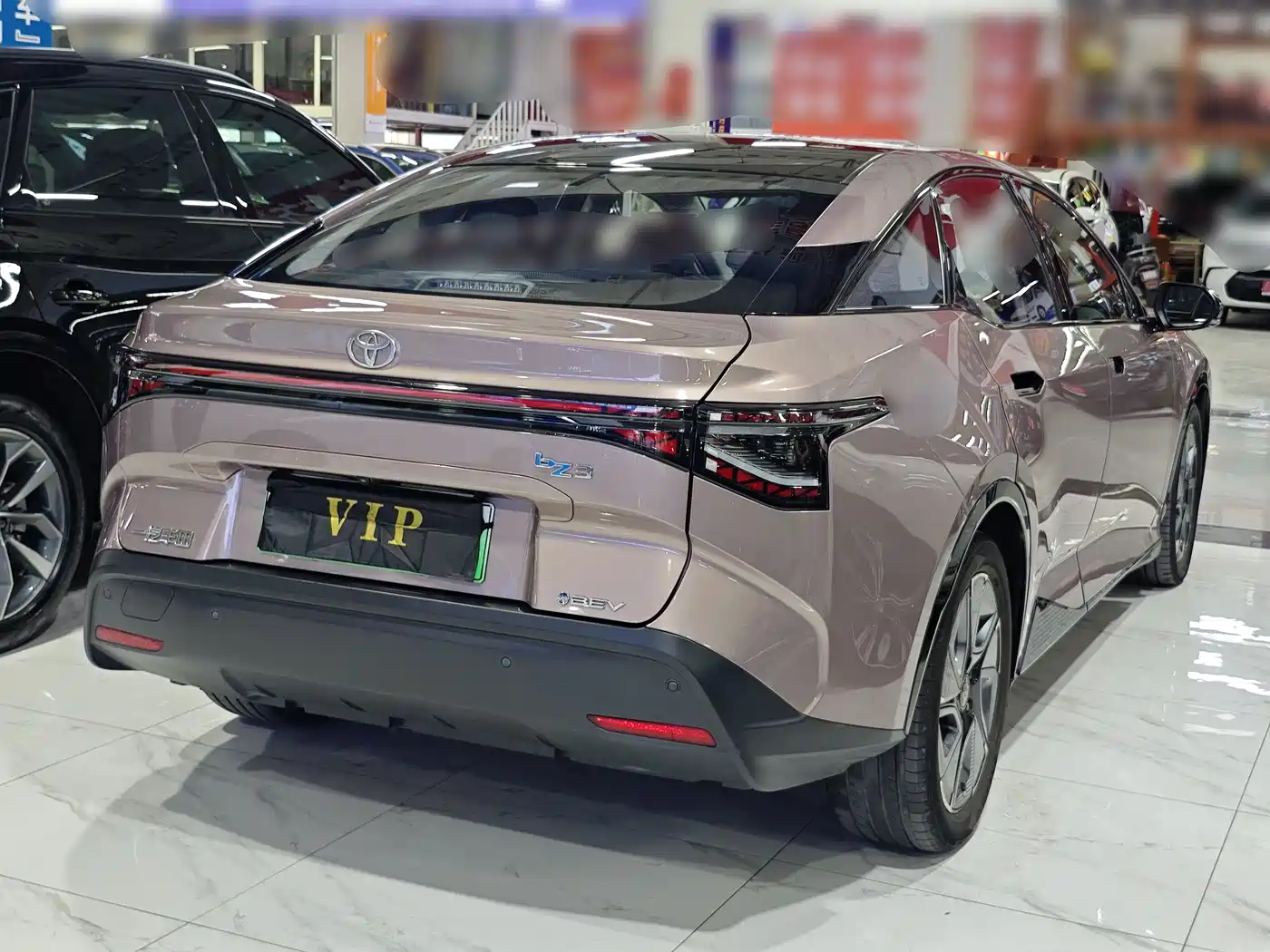 Toyota bZ3 2023 616km Long Range Premium фото 4