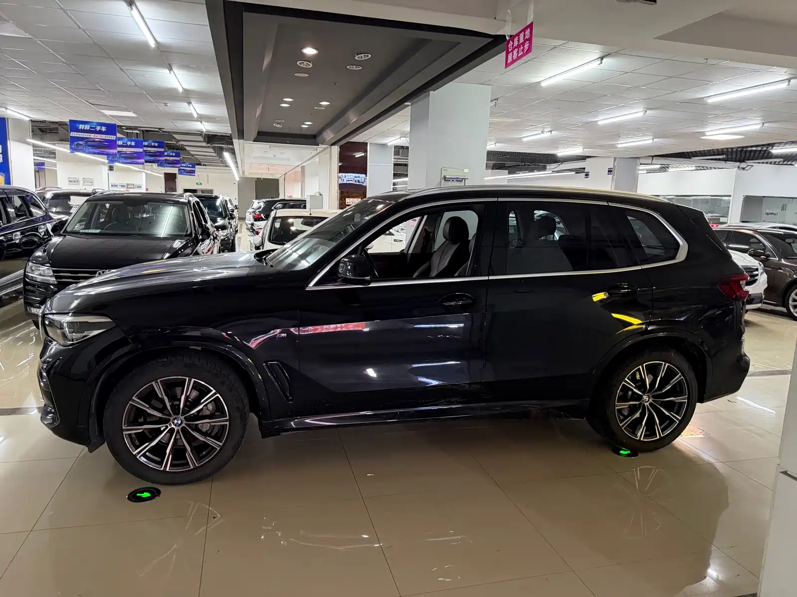 Photo 3 - BMW X5 (Import)