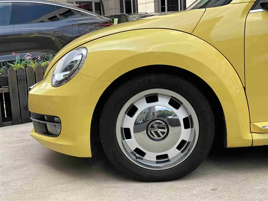 Volkswagen Beetle 2015 180TSI фото 23