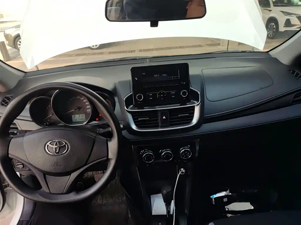 Toyota YARiS L Zhi Xuan 2021 1.5L CVT Leading Edition фото 10