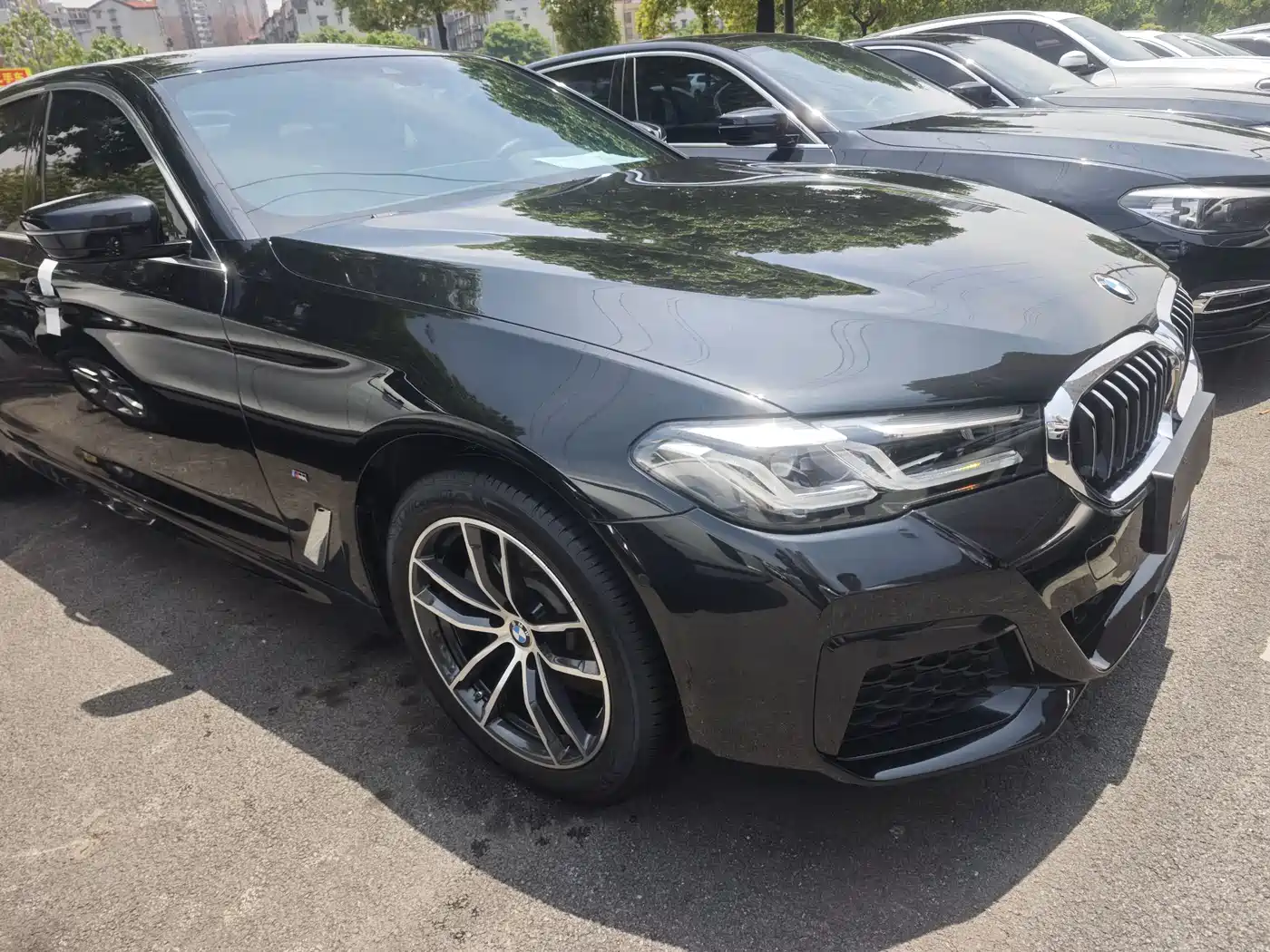 BMW 5 Series 2021 525Li M Sport Package фото 2