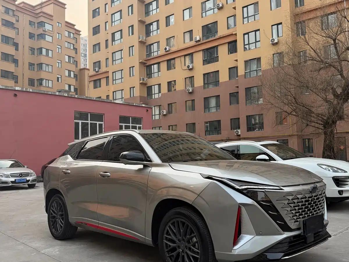 CHANGAN CHANGAN AUCHAN Z6