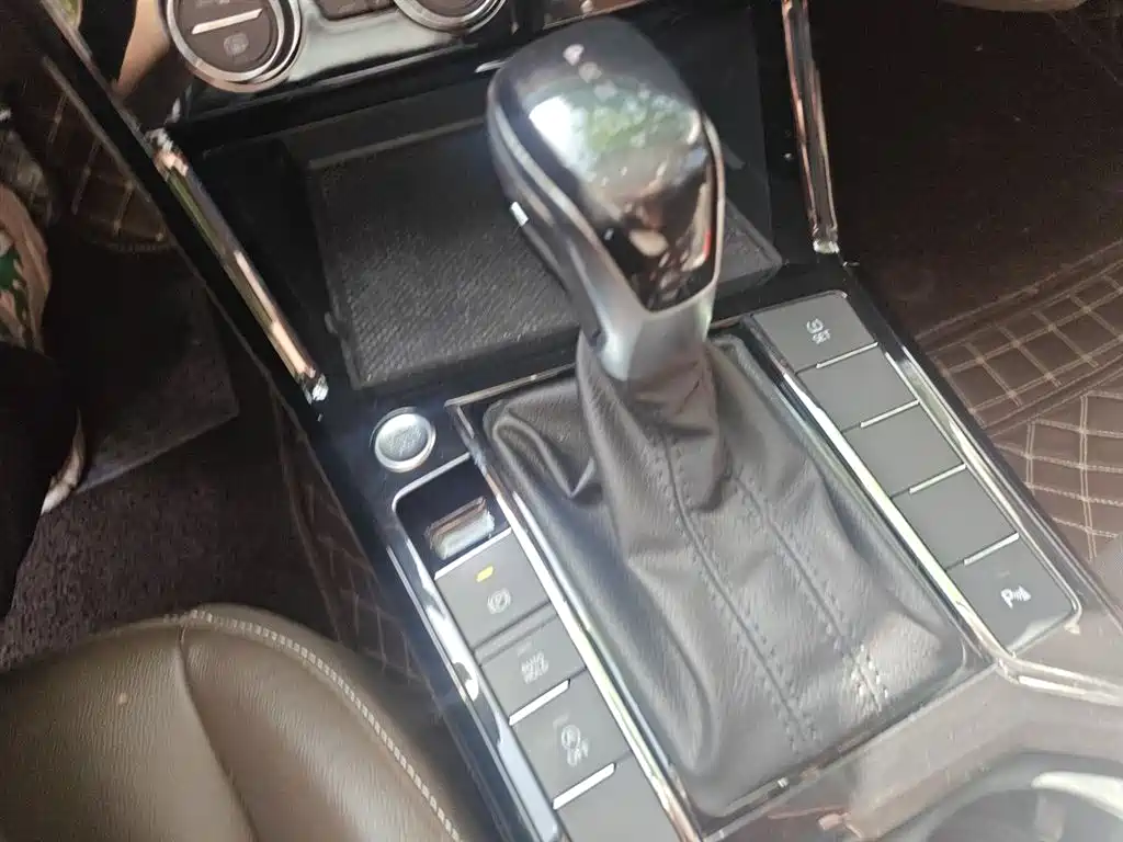 Volkswagen Passat 2019 330TSI Elite (China V) фото 11