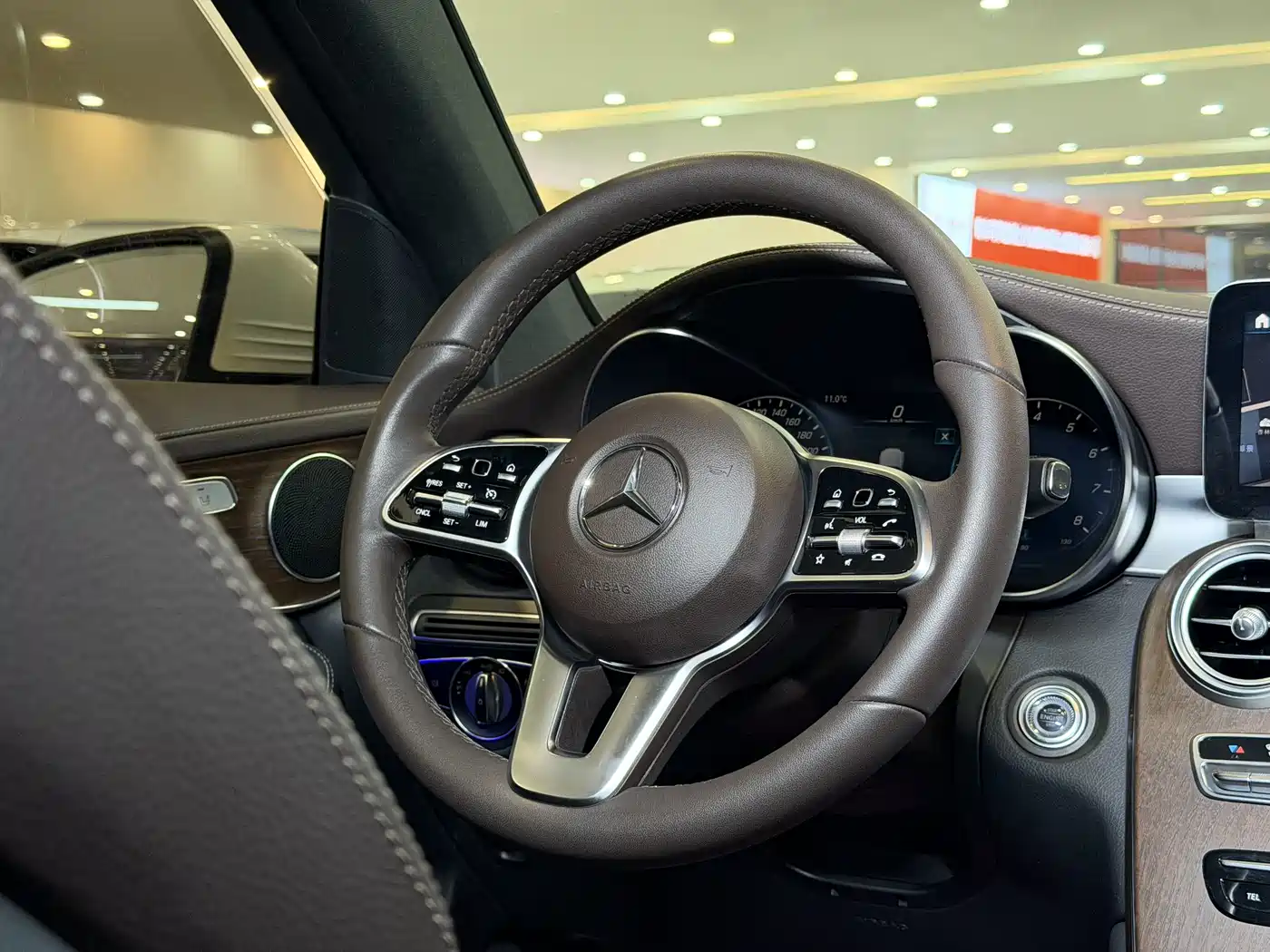 Mercedes-Benz GLC 2021 GLC 260 L 4MATIC Luxury фото 18