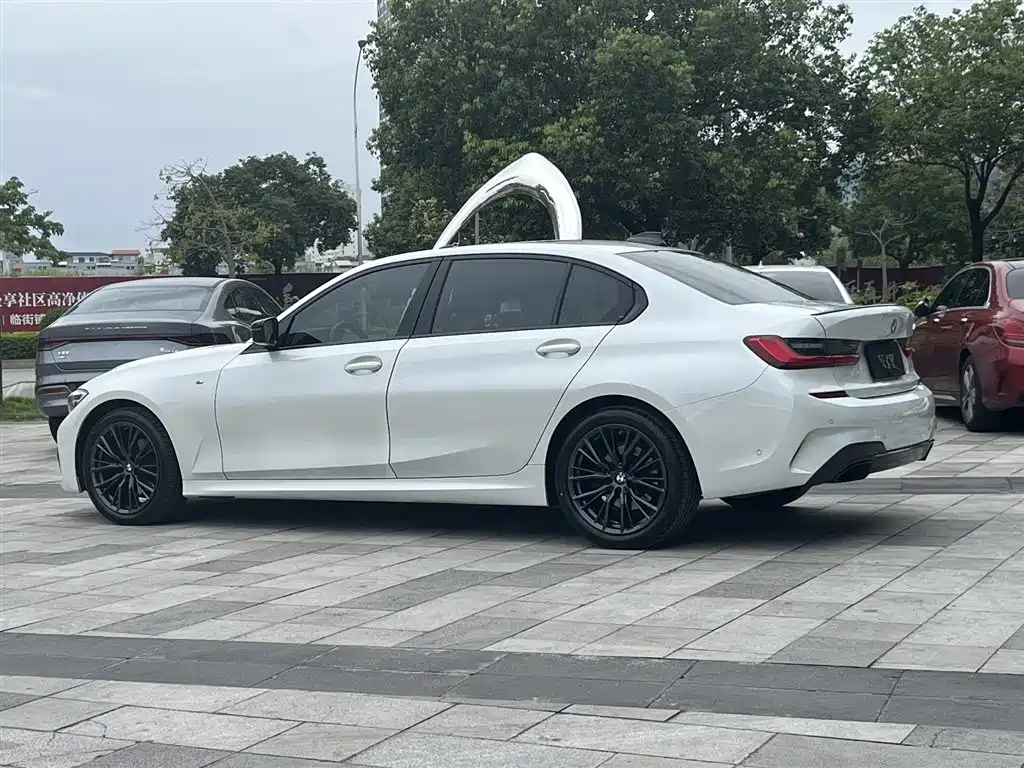BMW 3 Series 2020 Facelift 325Li M Sport Night Edition фото 8