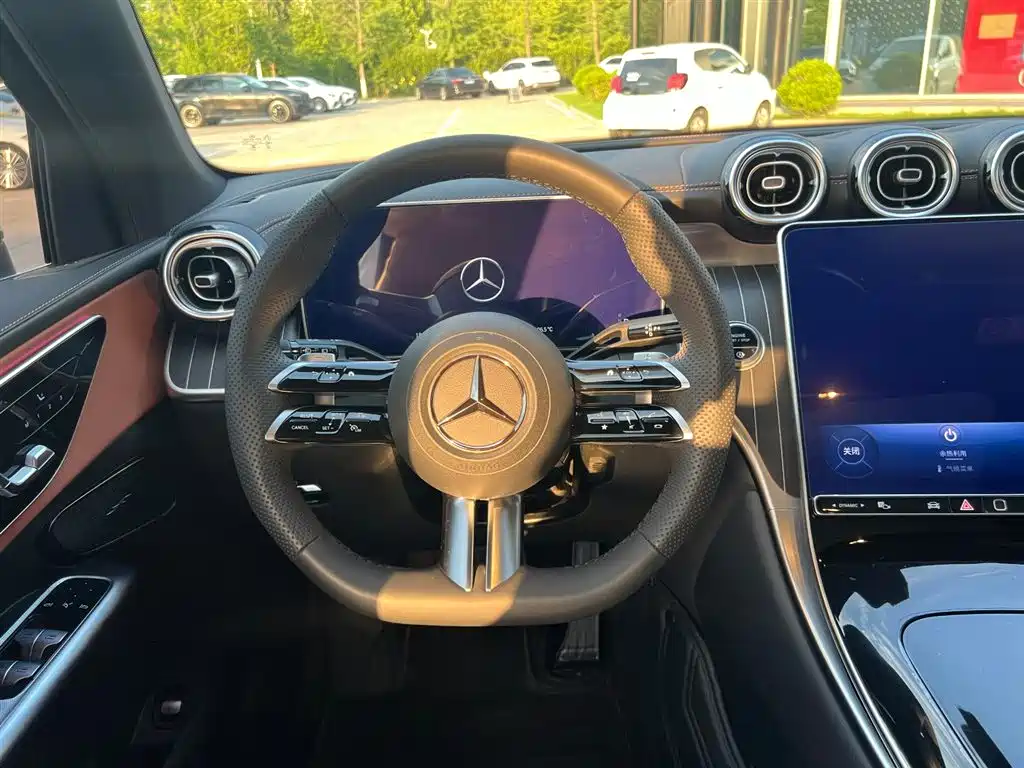 Mercedes-Benz GLC 2024 GLC 300 L 4MATIC Dynamic 5-seater фото 10