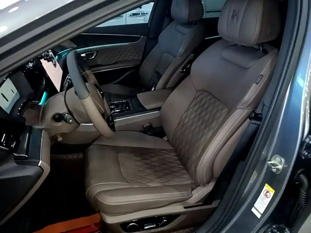 BYD Han 2022 EV Genesis Edition 610KM AWD Premium фото 15