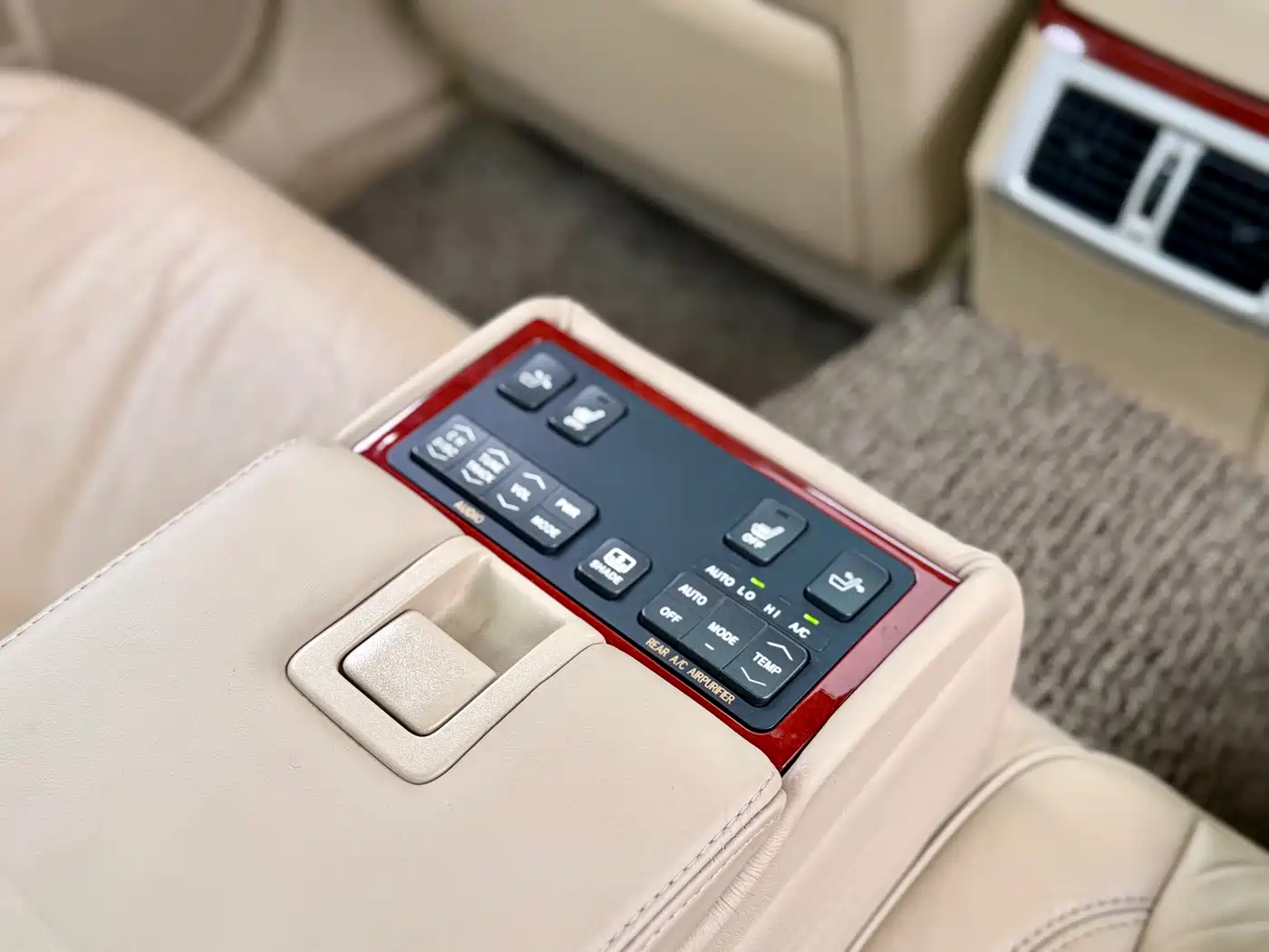 Hongqi Hongqi盛世 2009 3.0L Luxury фото 16