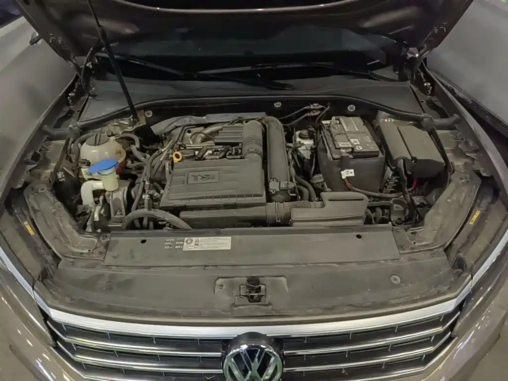 Volkswagen Passat 2017 280TSI DSG Prestige фото 20