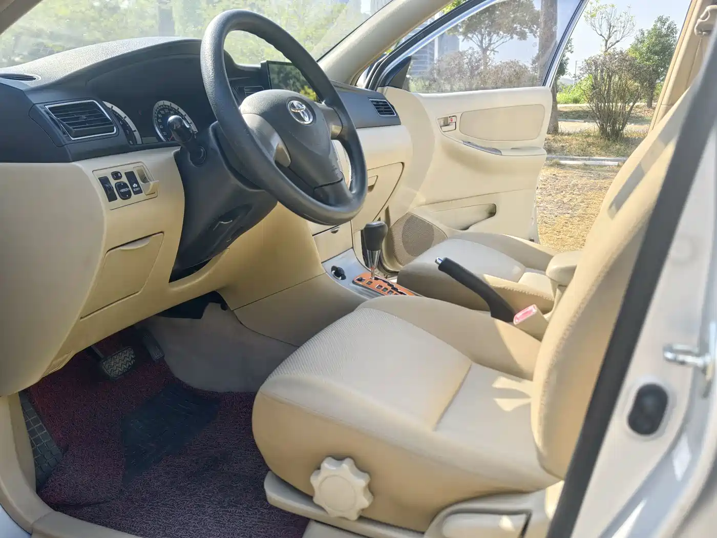 Toyota Corolla 2013 1.6L Automatic Excellence Edition фото 7