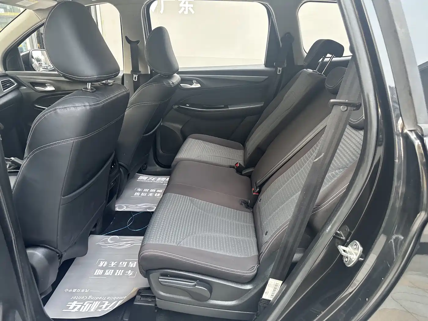 Baojun 730 2019 2019 1.5T CVT Fashion 7-Seater China V