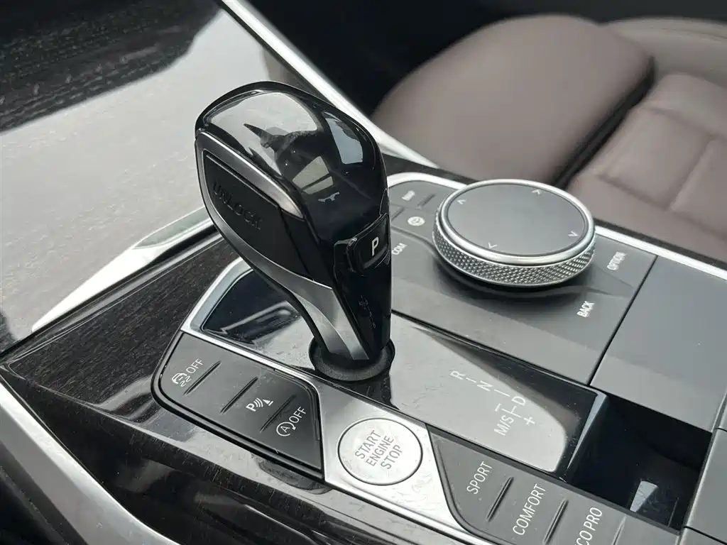 BMW 3 Series 2020 325Li M Sport Package фото 14
