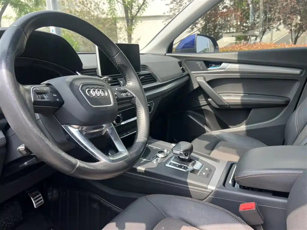 Audi Q5L 2018 45 TFSI Exclusive Fashion (China V) фото 18