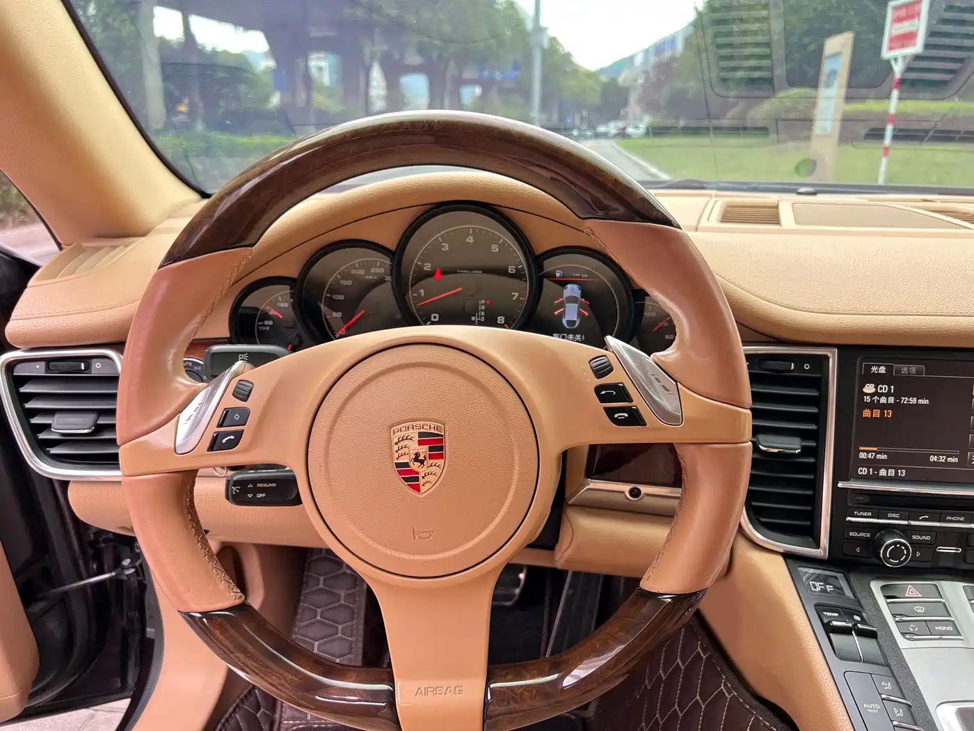 Porsche Panamera 2010 Panamera 4 3.6L фото 7