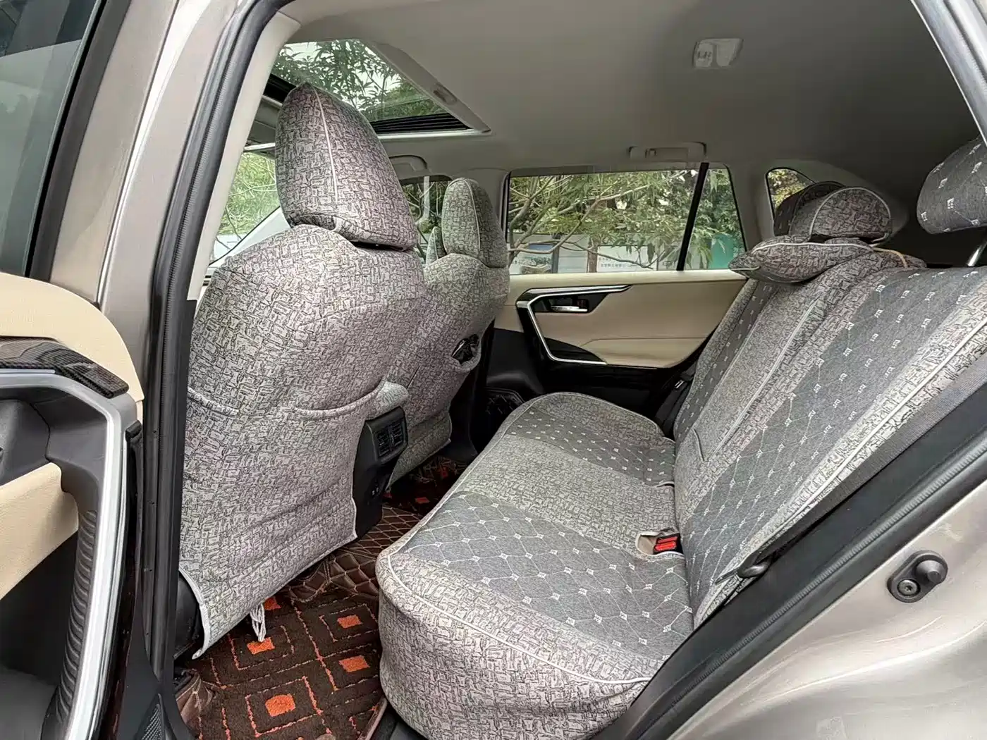 Toyota RAV4 Rongfang 2020 2.0L CVT AWD Trend Edition фото 15
