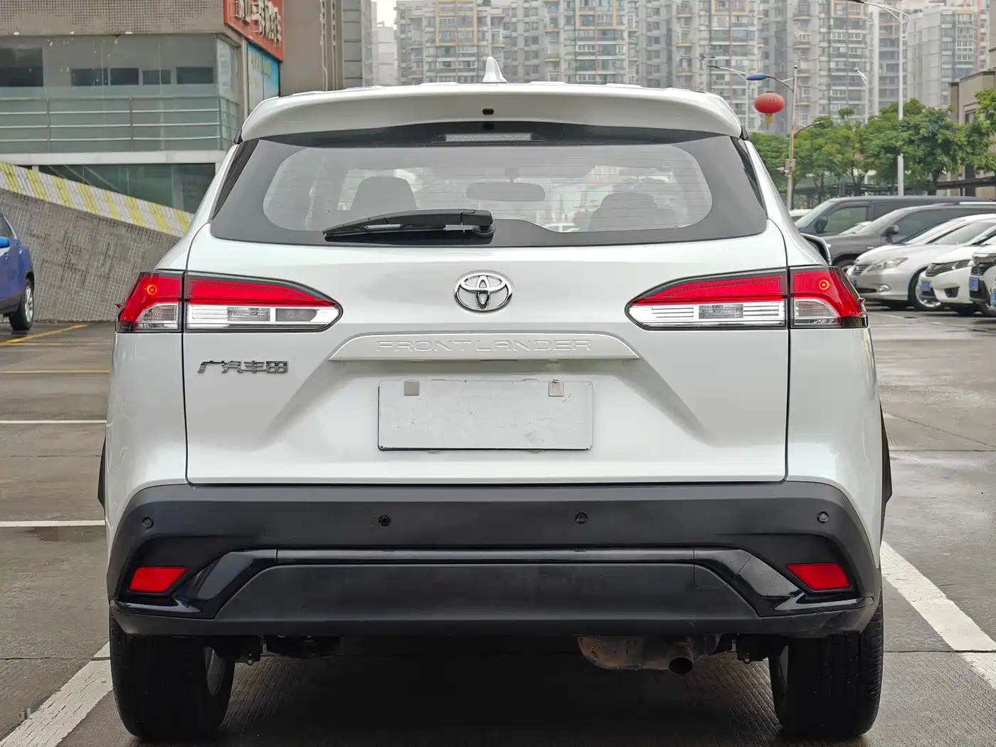Toyota Frontlander 2024 2.0L CVT Elite Edition фото 12