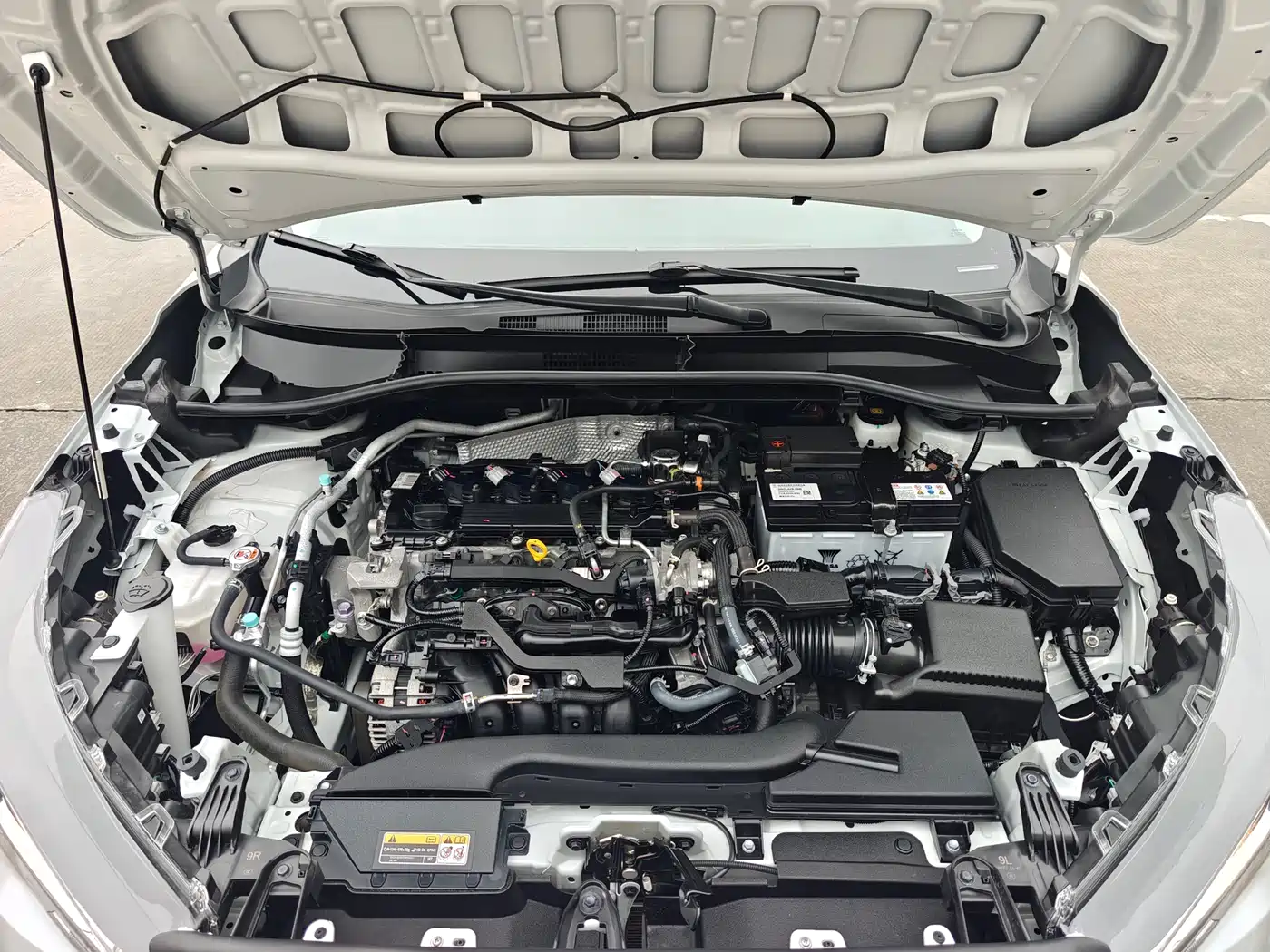 Toyota Frontlander 2024 2.0L CVT Elite Edition фото 15