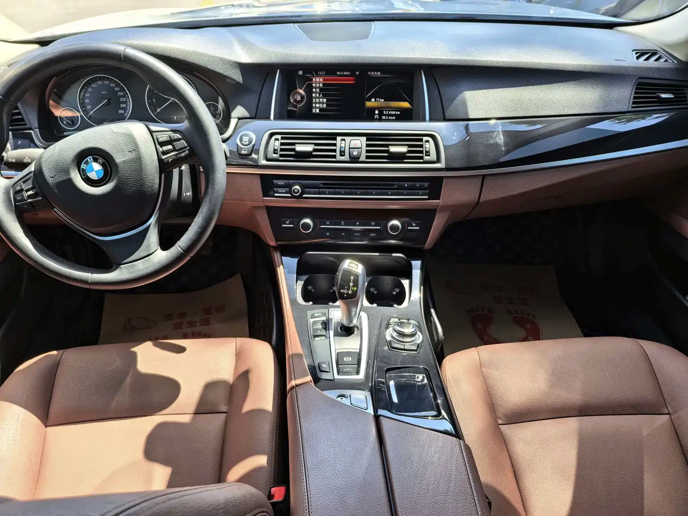 BMW 5 Series 2017 520Li Classic Edition фото 10