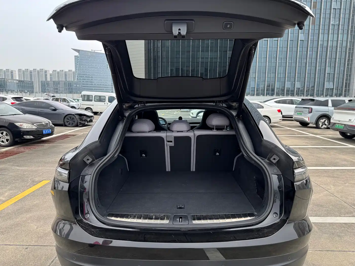 NIO EC6 2024 75kWh фото 14