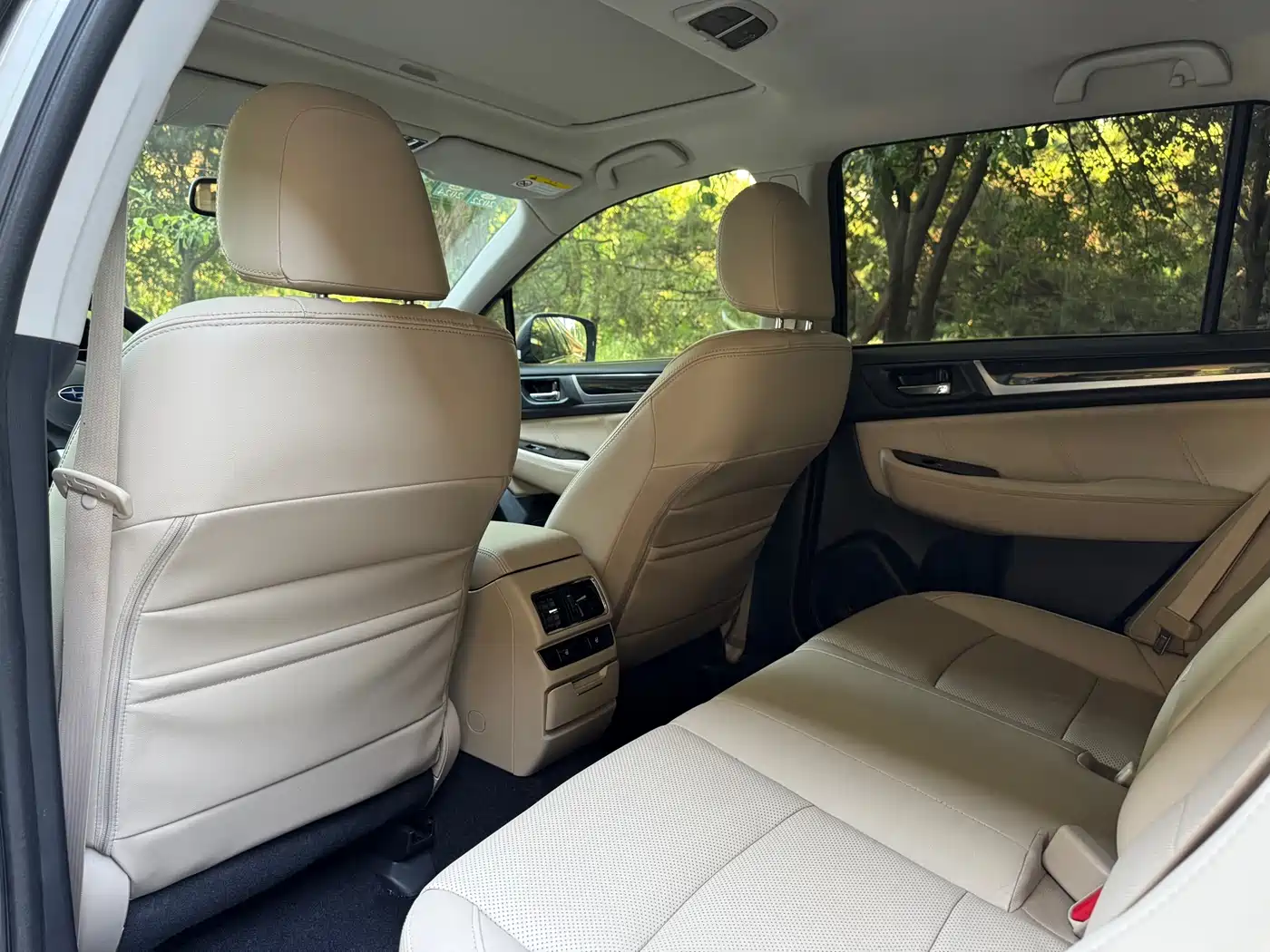 Subaru Outback 2016 2.5i Sport Navigation Edition фото 7