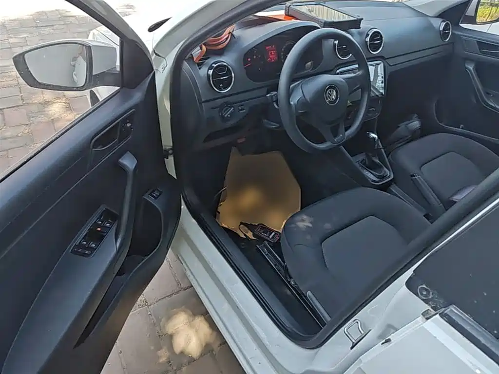 Volkswagen Jetta 2017 1.5L Automatic Fashion фото 16