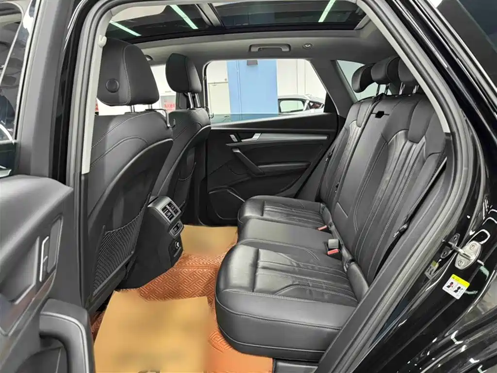 Audi Q5L 2023 40T Fashion Dynamic фото 24