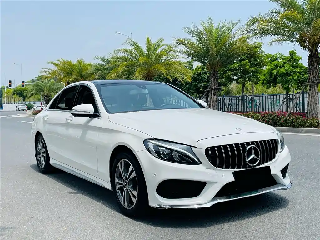 Mercedes-Benz C-Class 2016 C 200 L Sport фото 3