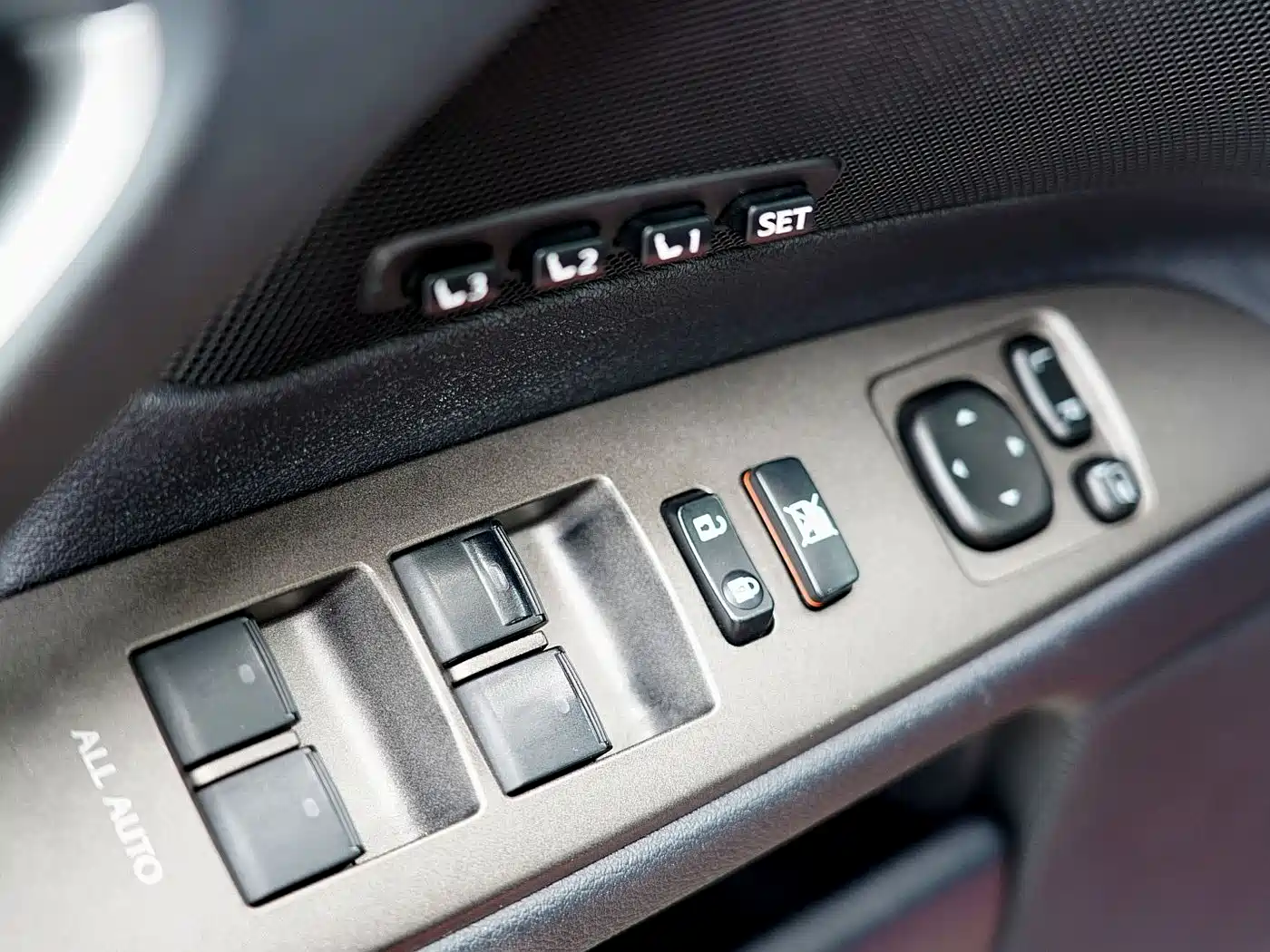 Lexus IS 2009 300 Dynamic Edition фото 9