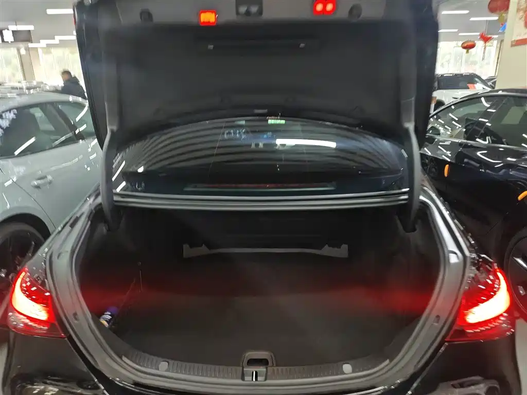 Mercedes-Benz E-Class 2022 Model Facelift III E 300 L Sport Luxury фото 15